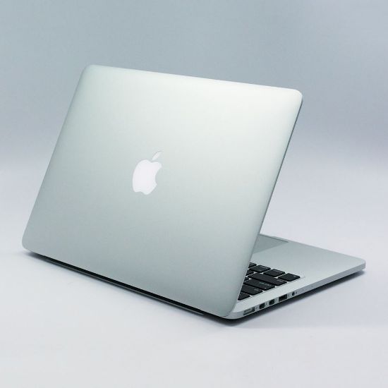 apple laptop back